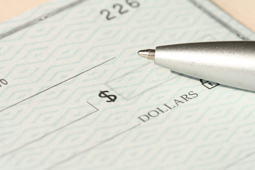 Image of a personal check.